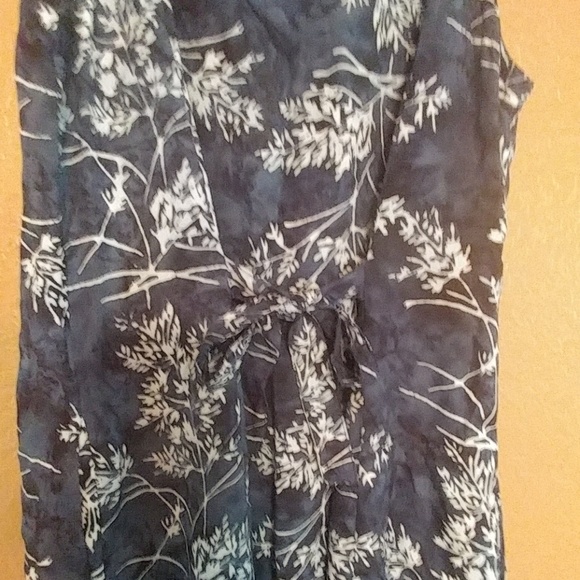 Dress - Picture 4 of 5